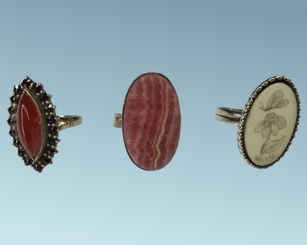 Vintage Ladies Sterling Silver Rings (1 of 8)