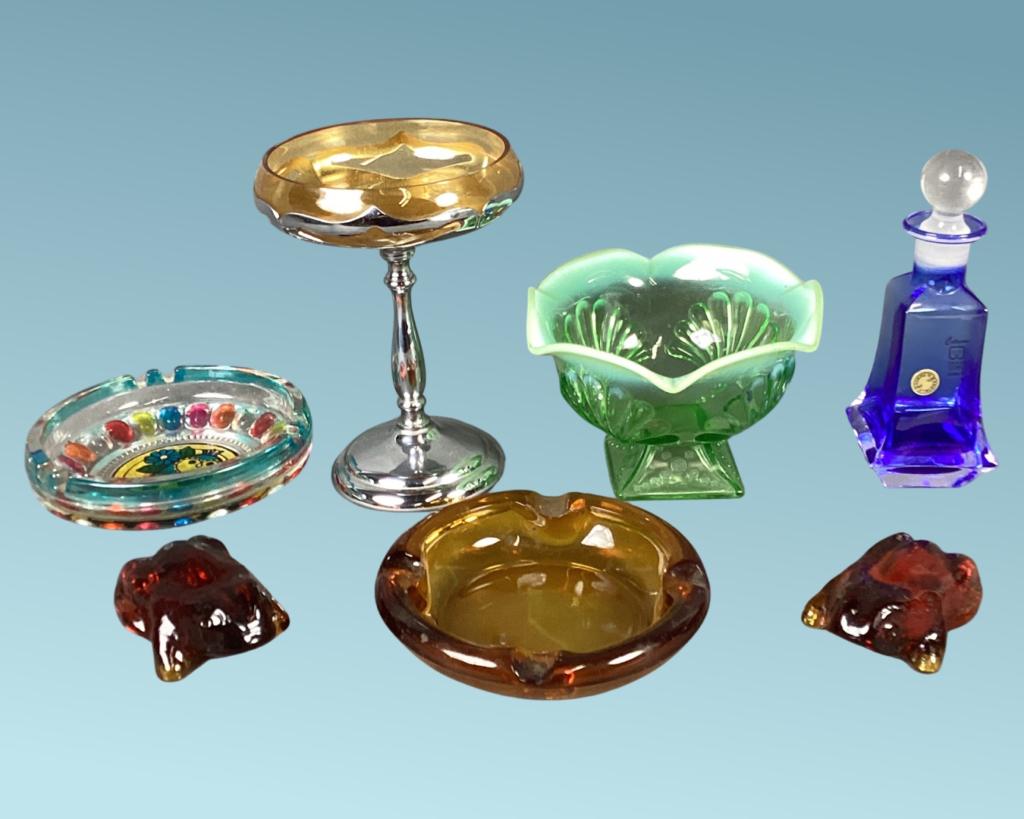 Mid Century Art Glass- Blenko Frogs, Ashtrays, Bow (1 of 6)