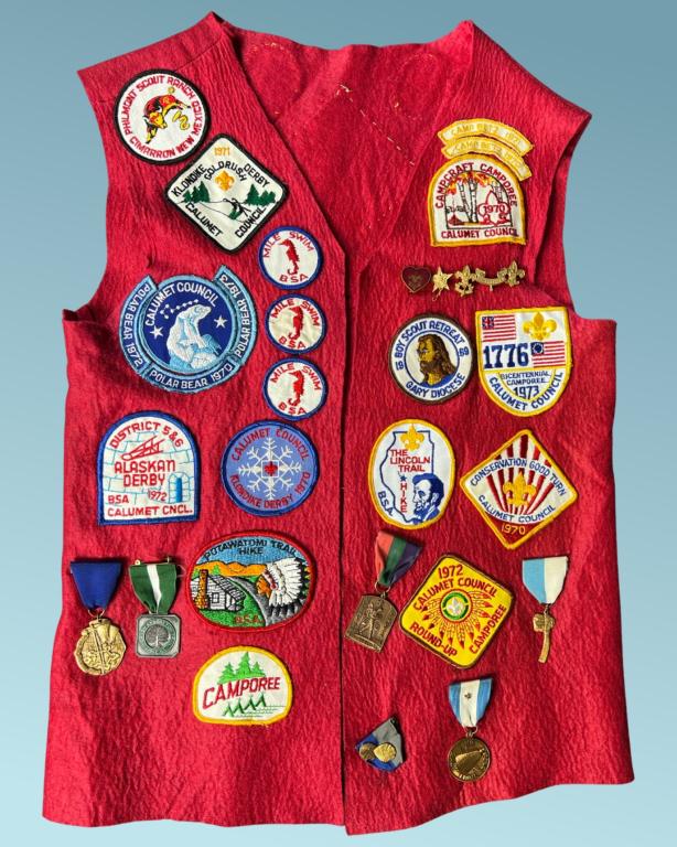 Vintage 1970's Boy Scouts Vest w/ Patches & Medals (1 of 2)