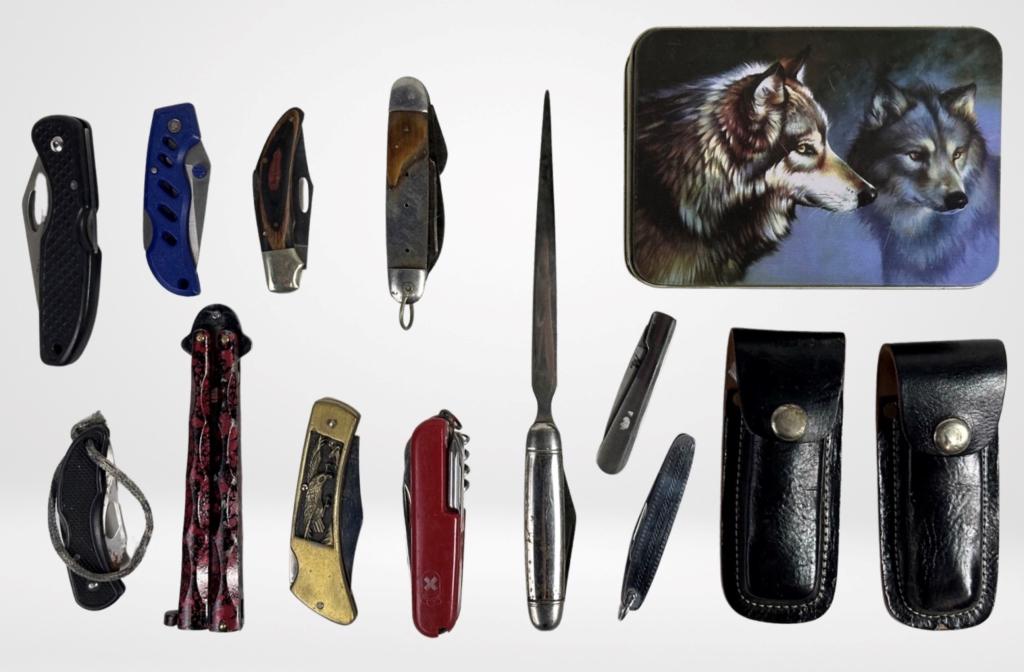 Group of Vintage Pocket Knives (1 of 3)