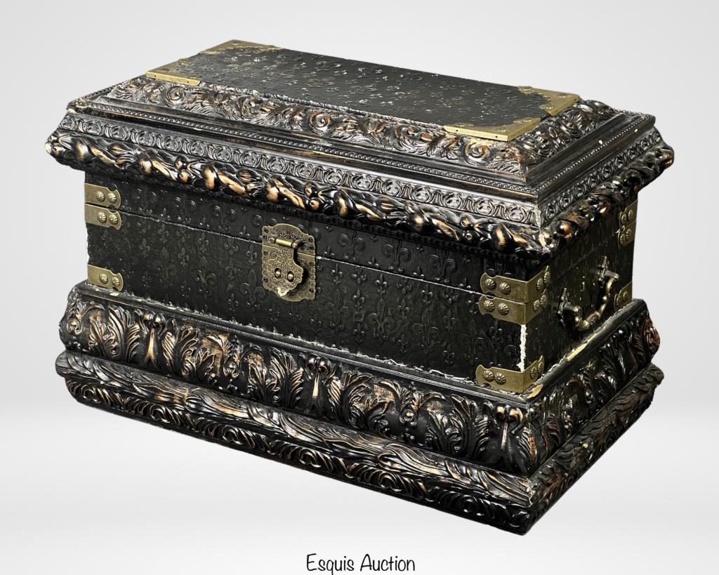 Vintage Large Ornate Penwork/ Jewelry Box/ Chest: Vintage Large Ornate Penwork/ Jewelry Box/ Chest. 20" x 14" x 11". Good overall condition, minor finish loss in couple places.