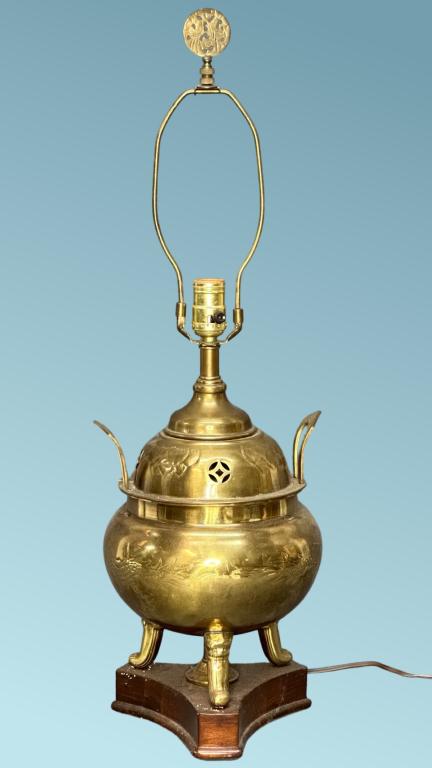 Frederick Cooper Oriental Brass Ginger Jar Lamp: Vintage Frederick Cooper Oriental Brass Ginger Jar Lamp with Dragons. 28 1/2" tall. Good overall condition, normal wear.