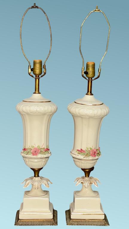 Pair of Vintage Capodimonte Style Lamps w/ Roses (1 of 3)