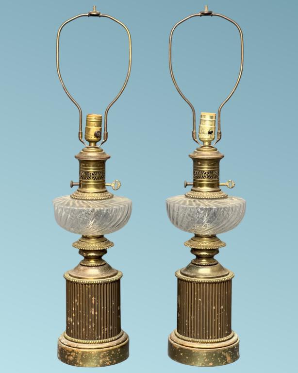 Pair of Vintage Table Lamps in form of Oil Lamps (1 of 3)