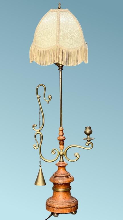 Victorian Style Buffet Lamp w/ Burl wood base (1 of 4)