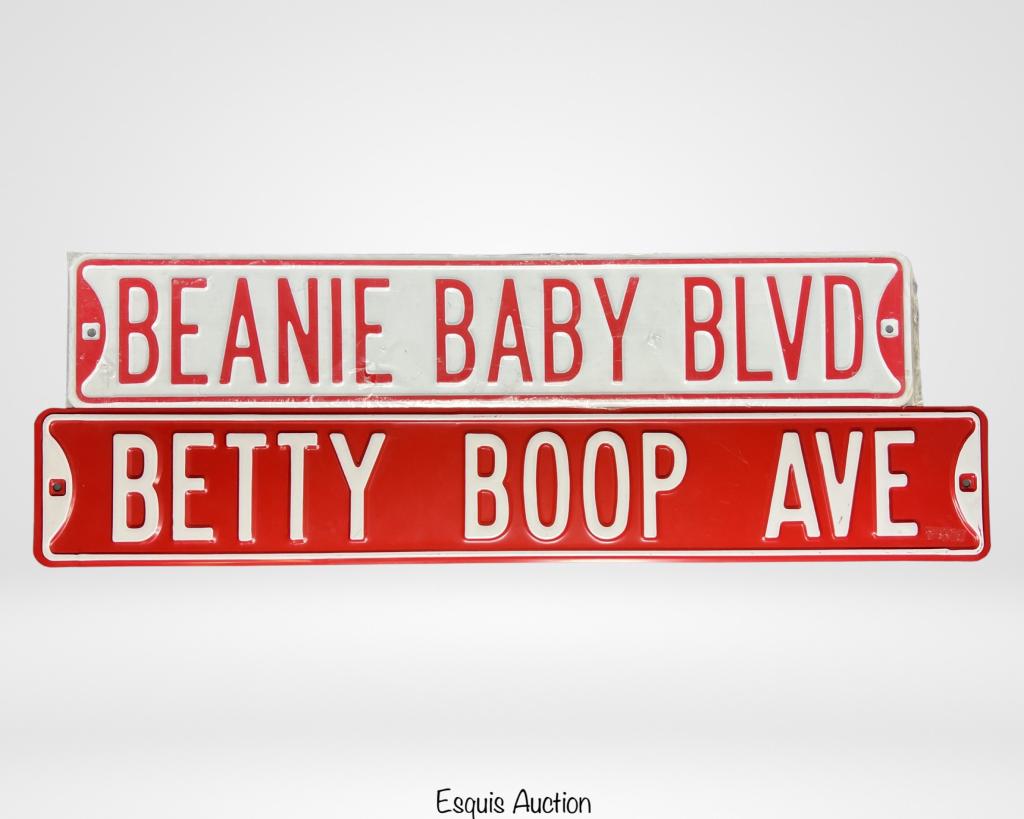 Beanie Baby Blvd Betty Boop Ave Street Signs
