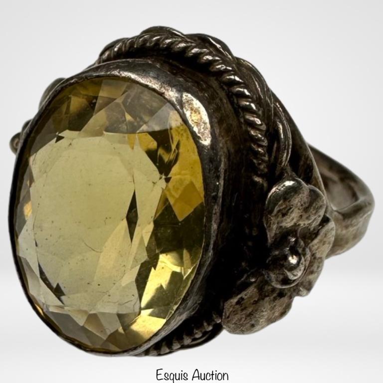 Sterling Silver Ladies Ring w/ Large Citrine Stone (1 of 4)
