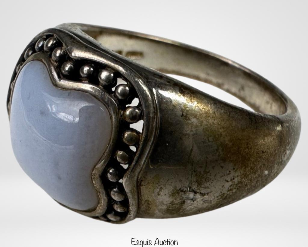 Vintage Sterling Silver Ring with Moonstone (1 of 5)