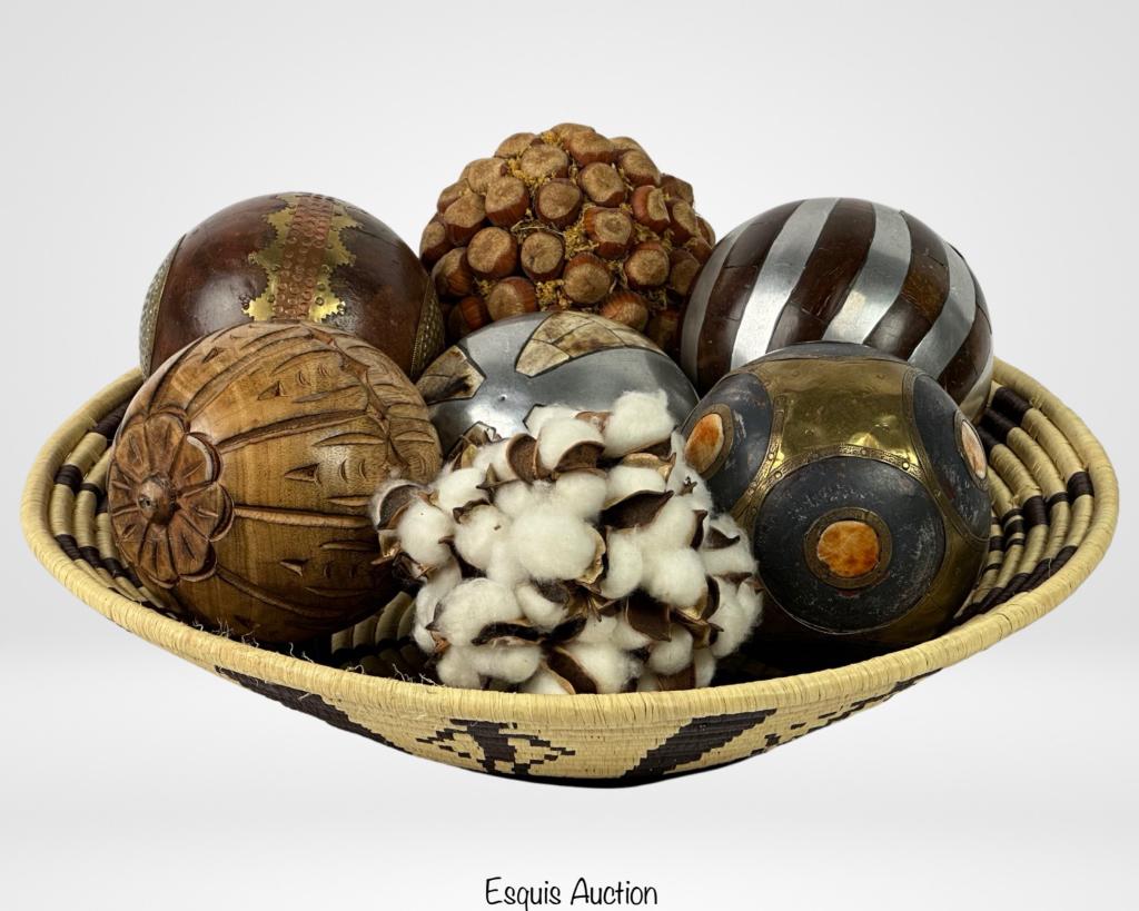 Lot of Vintage Carpet & Decorative Balls (1 of 5)