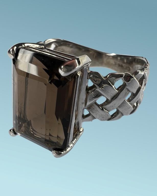 10k White Gold Ladies Ring w/ Brazilian Smoky Quar (1 of 5)
