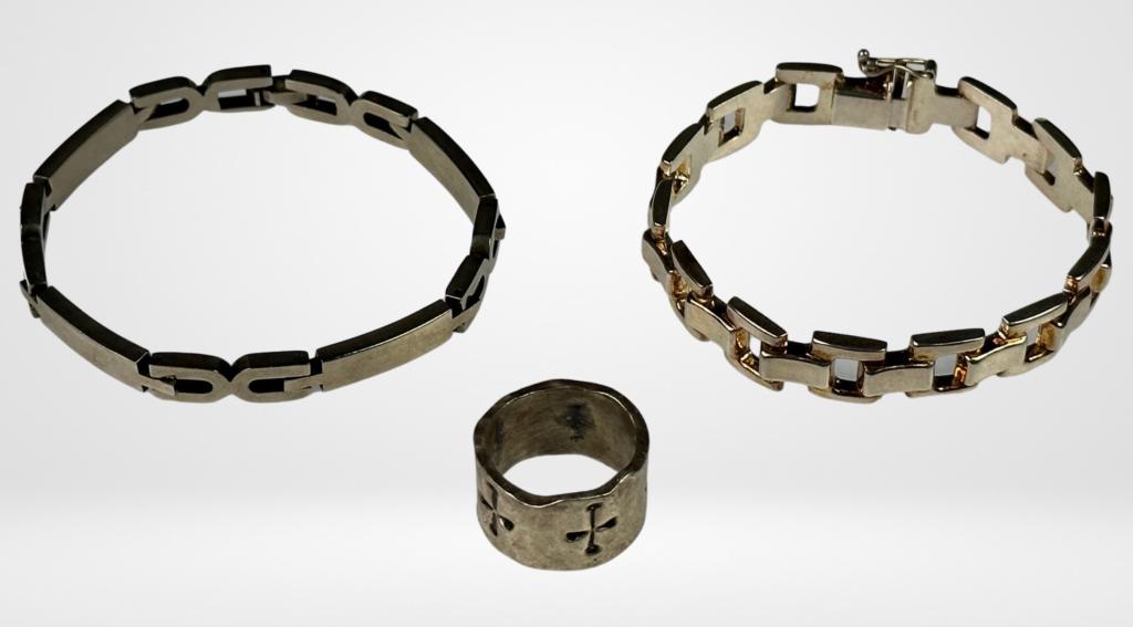 Two Men's Sterling Silver Bracelets & Band Ring (1 of 8)
