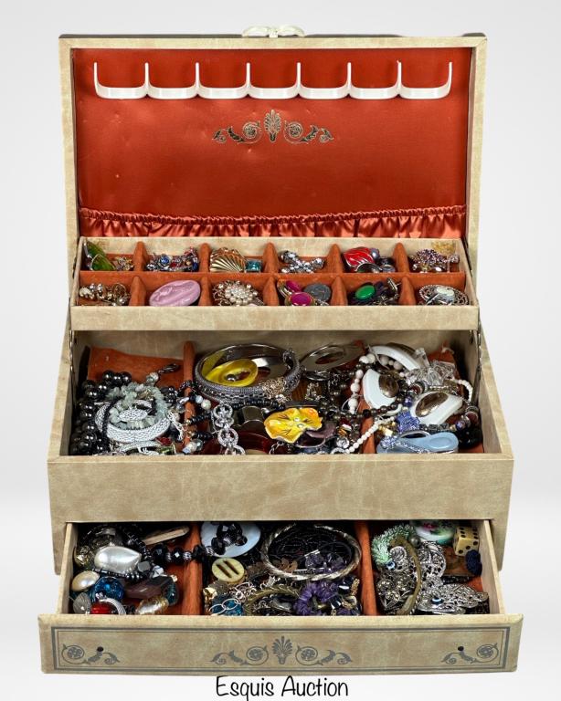 Jewelry Box Filled w/ Vintage Costume Jewelry (1 of 6)