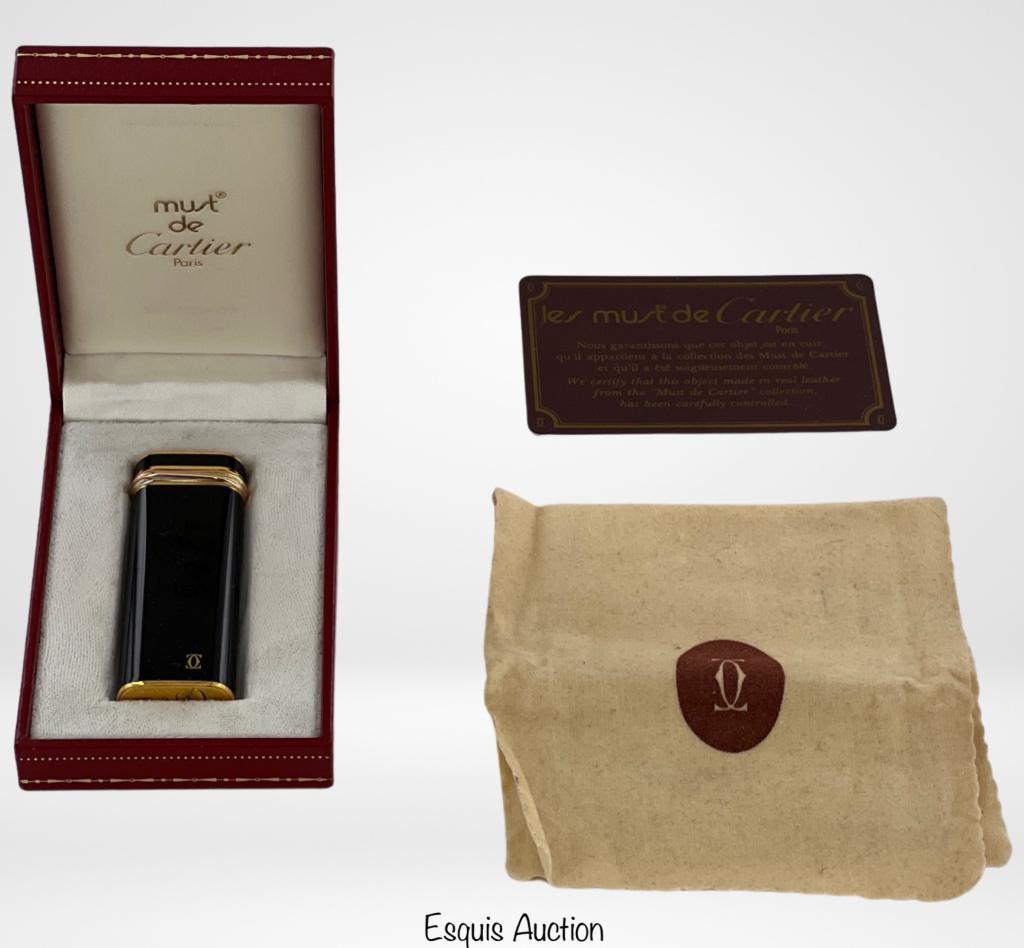 Cartier Trinity Black & Gold Cigarette Lighter (1 of 7)