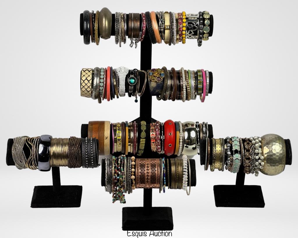 Large Assortment of Jewelry Bracelets: Large Group of Bracelets. Good overall condition.