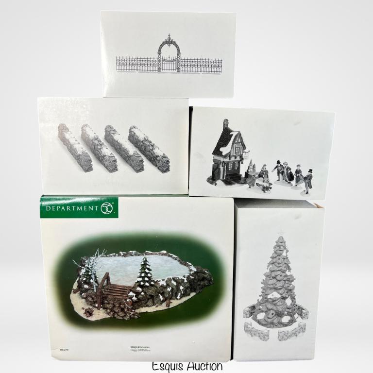 Department 56 Dickens' Christmas Village Town Tree (1 of 6)