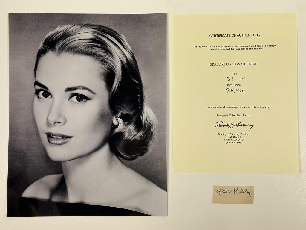 Grace Kelly Autograph/ Signature w/ Photograph (1 of 3)