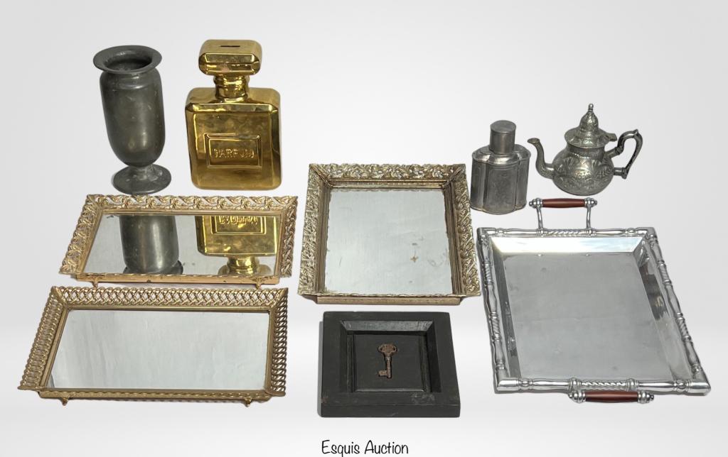 Vintage Vanity Mirror Trays & Small Collectibles (1 of 4)