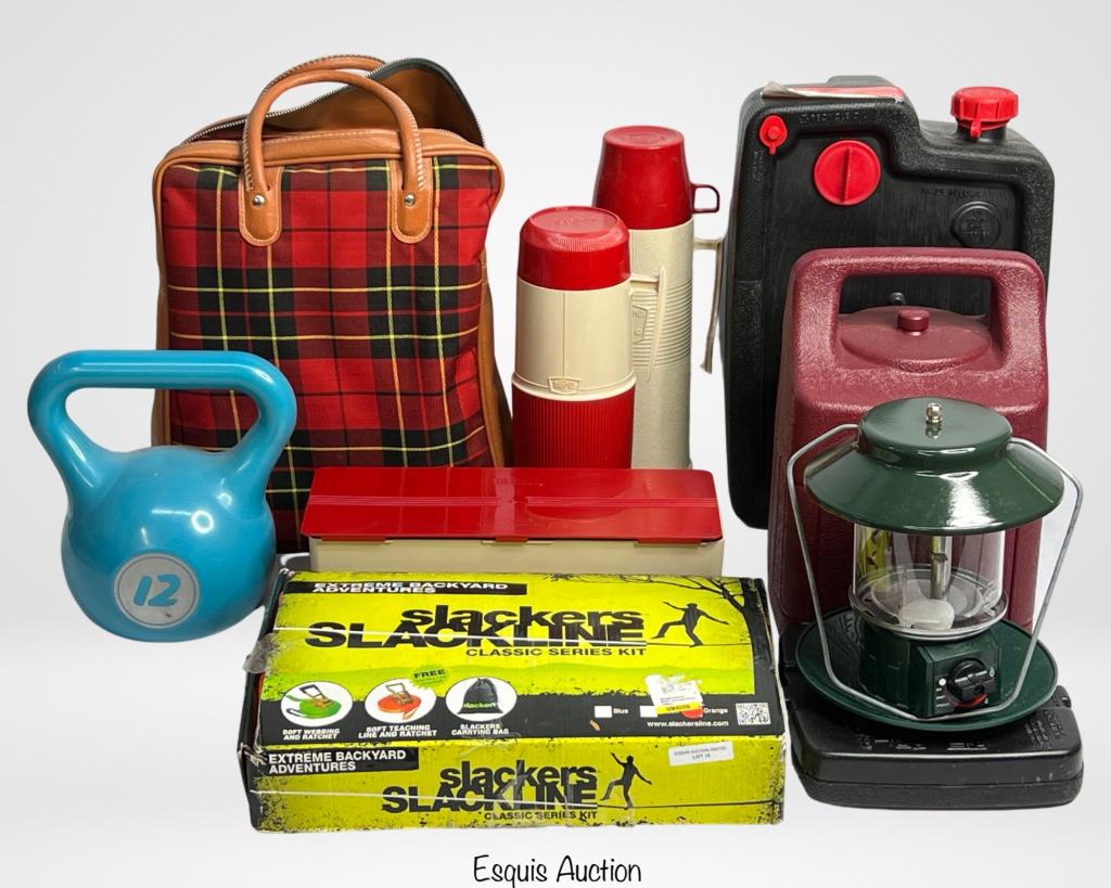 Outdoor/ Picknick Lot- Thermos Set, Coleman Lanter (1 of 5)