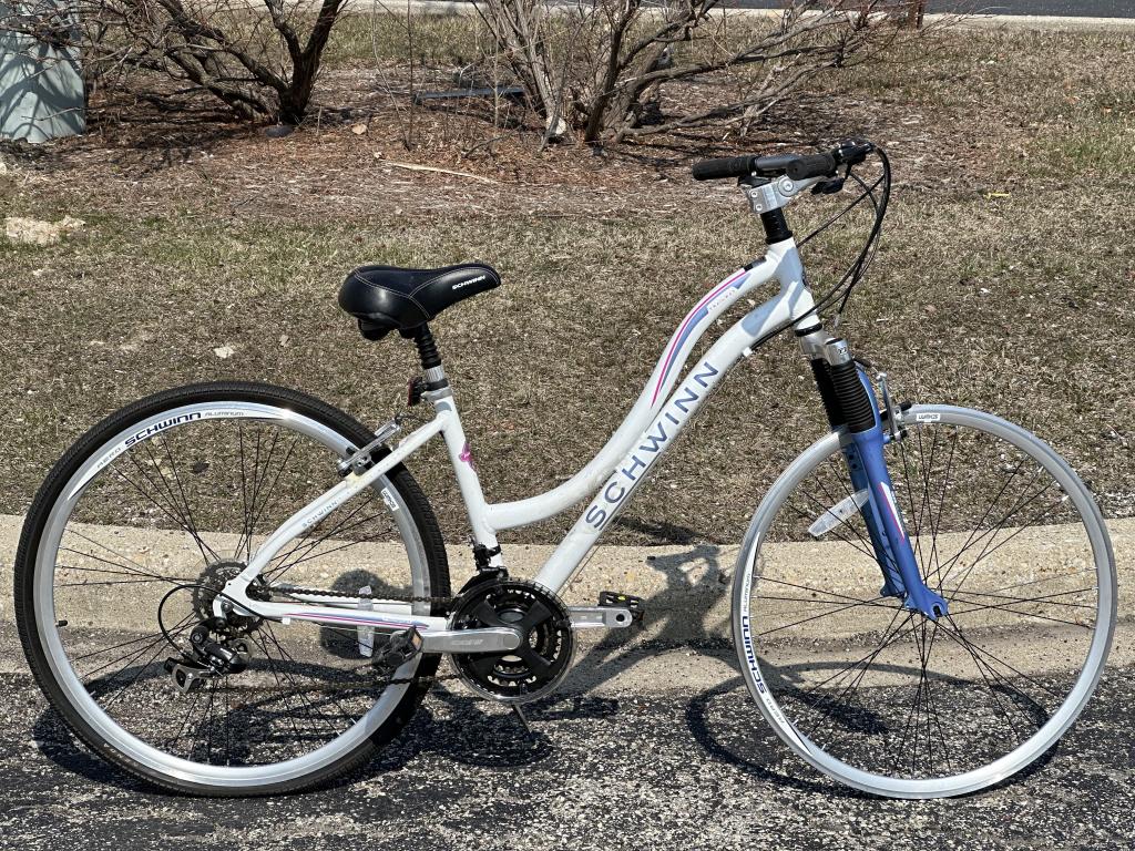 Schwinn trailway 28 sales