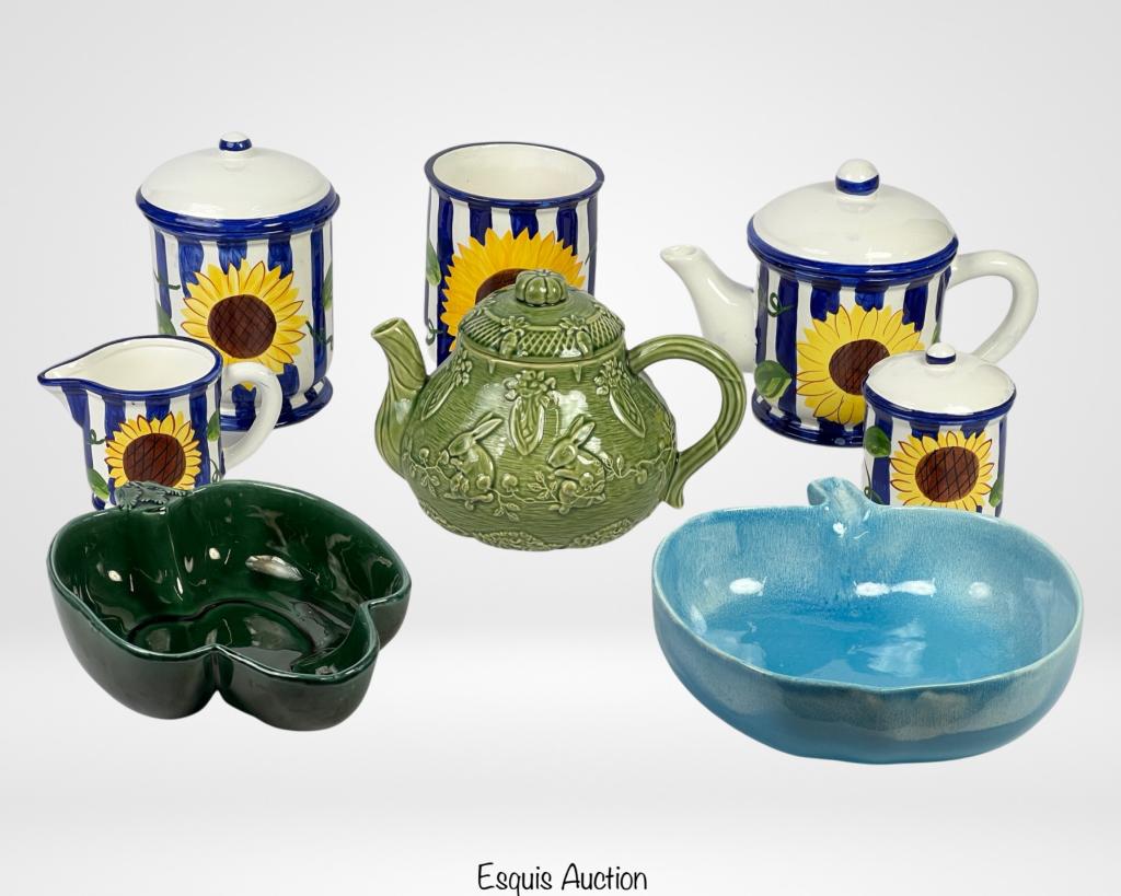 Vintage Art Pottery Kitchenware Lot (1 of 7)
