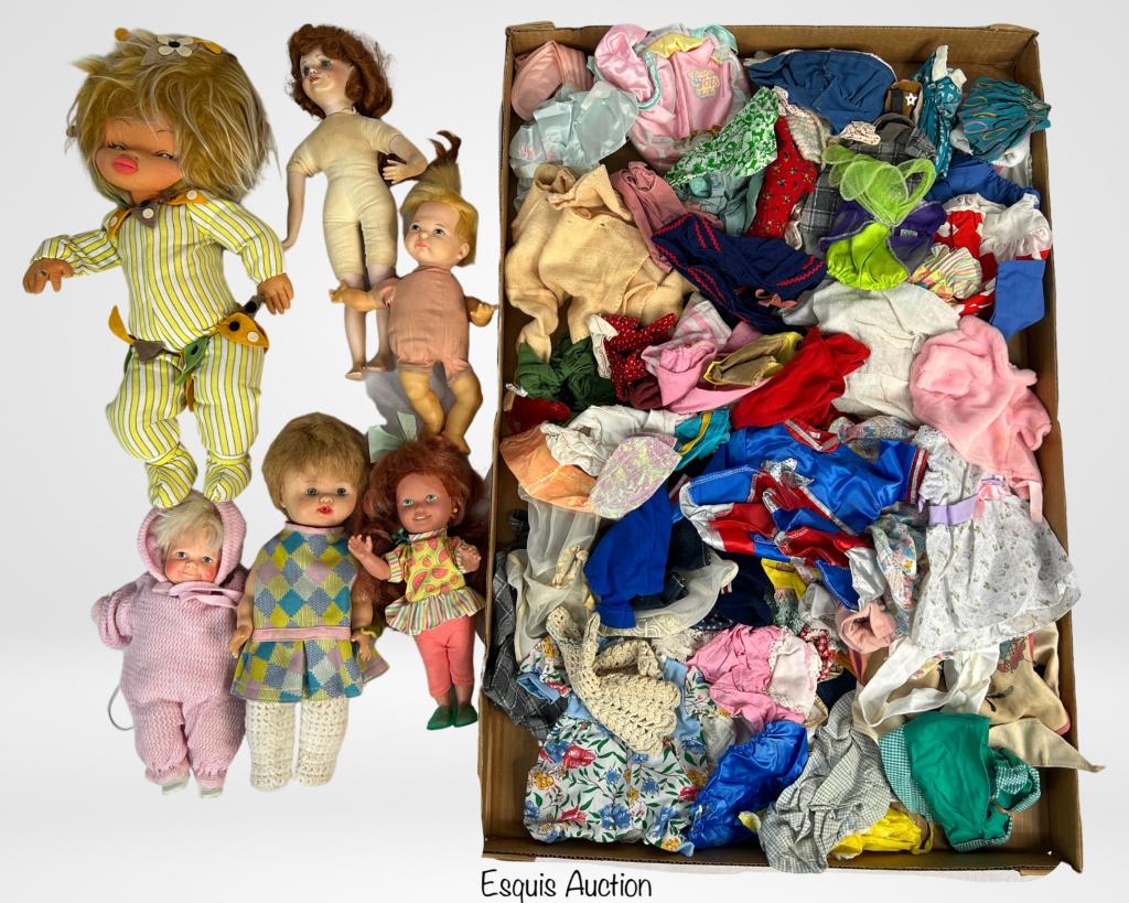 Vintage Dolls & Large Lot of Doll Clothes/ Outfit (1 of 12)