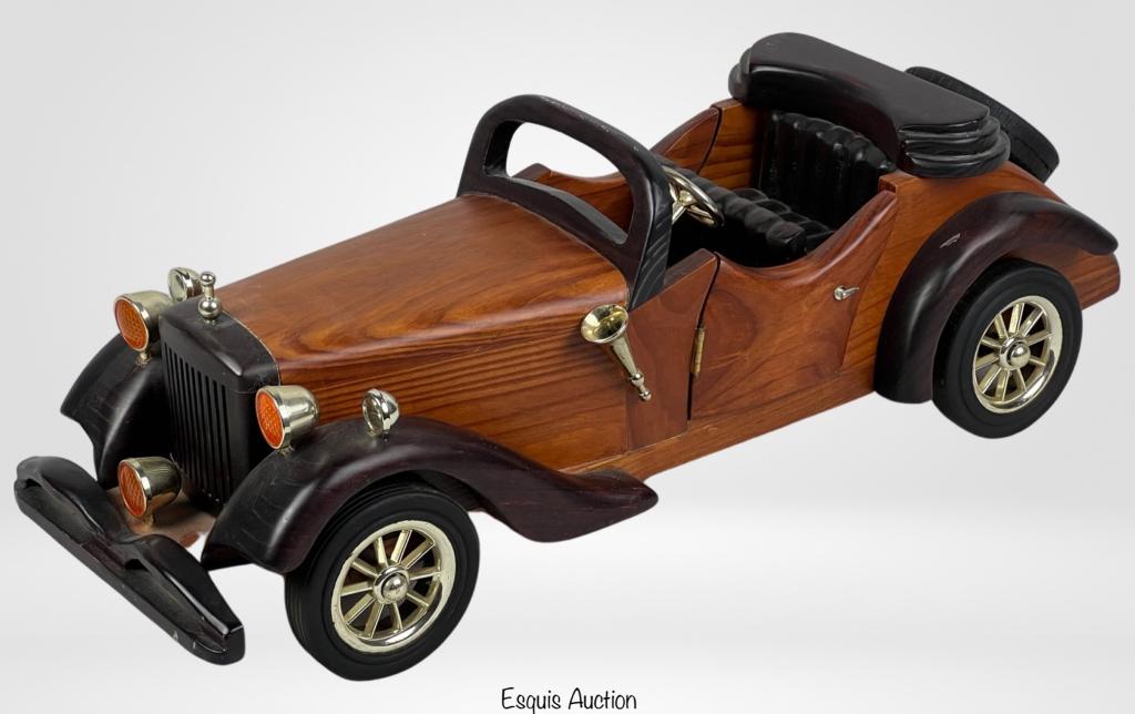 Vintage Wooden Roadster Car/ Automobile Model (1 of 5)