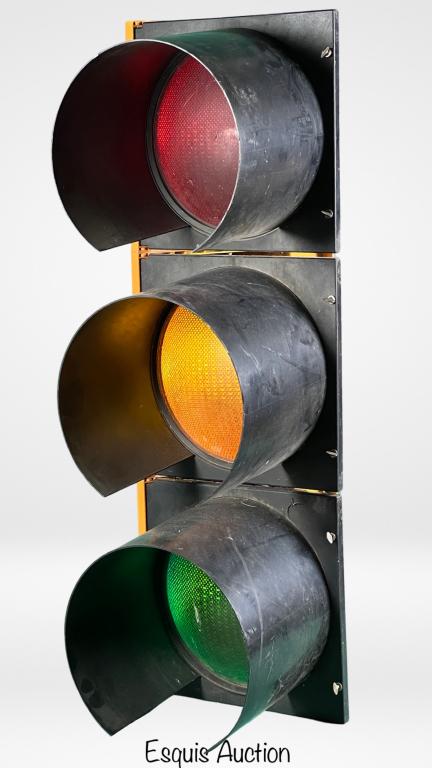 Vintage Eagle Durasig Traffic Light (1 of 8)