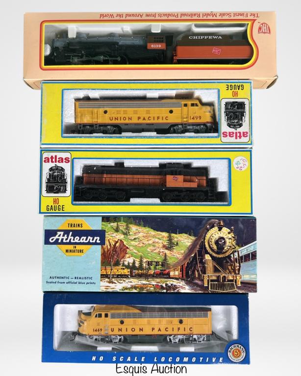 Vintage HO Scale RR Railroad Train Engines- Atlas, (1 of 4)