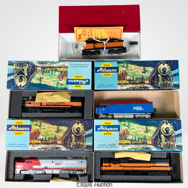 Vintage Athearn RR Railroad Train Engines- HO Scal (1 of 4)
