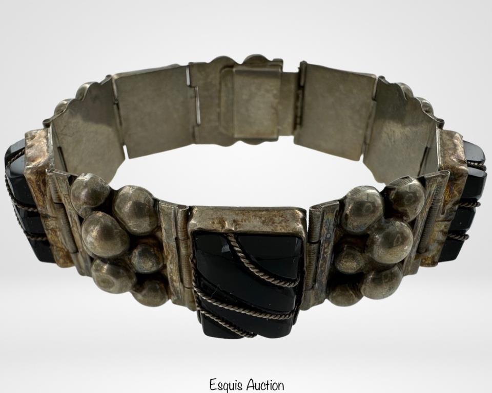 Vintage Sterling Silver Bracelet with Black Onyx (1 of 4)