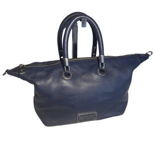 Marc By Marc Jacobs Satchel Blue Bag Cow Leather: Marc By Marc Jacobs Satchel Blue Bag Cow Leather Bag Purse Too Hot To Handle M0007537Very Good Condition!!!Missing Adjustable Strap!!!!The Too Hot to Handle Satchel is a classic yet sophisticated leat