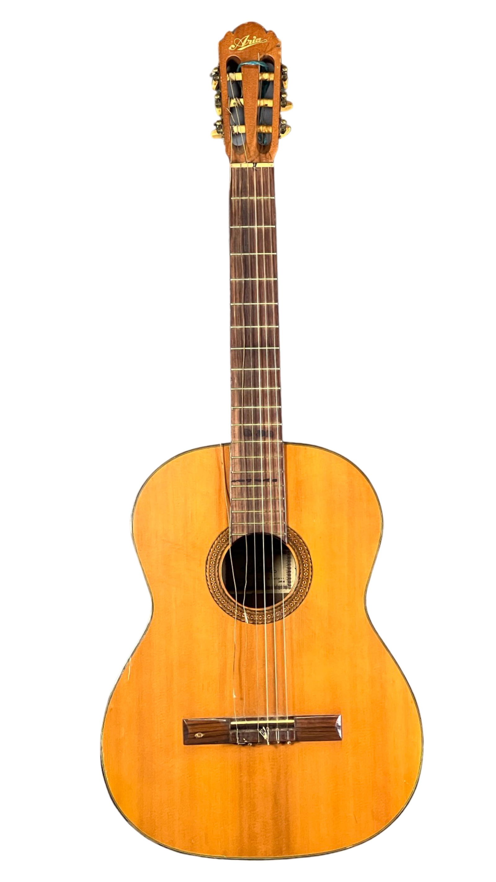 Aria Model A551B Clasical Guitar (1 of 6)