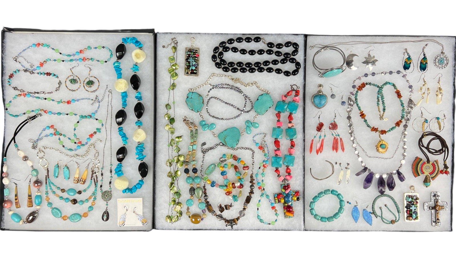 Group of Southwest Style Jewelry- Turquoise: Lot of Southwest style Jewelry including pieces with natural Turquoise ans Semi-Precious Stones. All appear to be in good condition.
