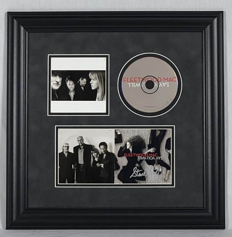 Stevie Nicks- Fleetwood Mac Signed CD Cover (1 of 3)