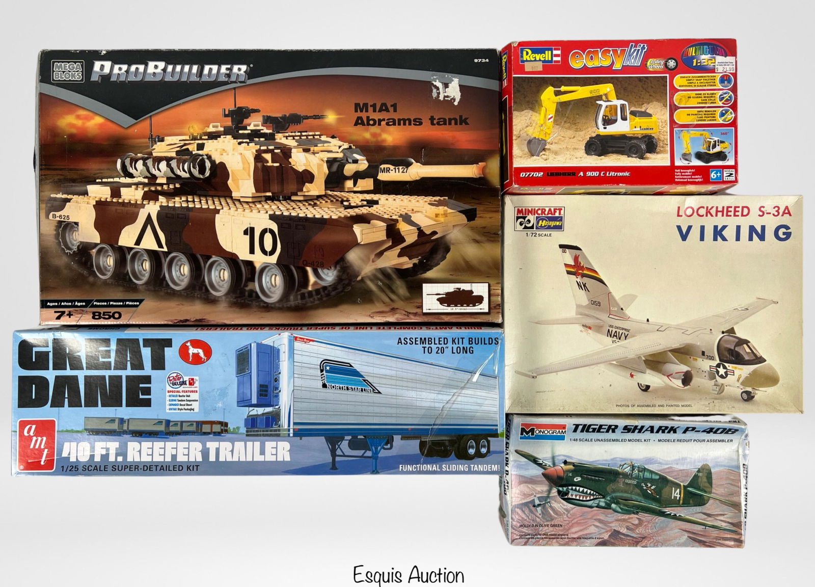 Plastic Model Kits & Abrams Tank Mega Blocks Set (1 of 4)