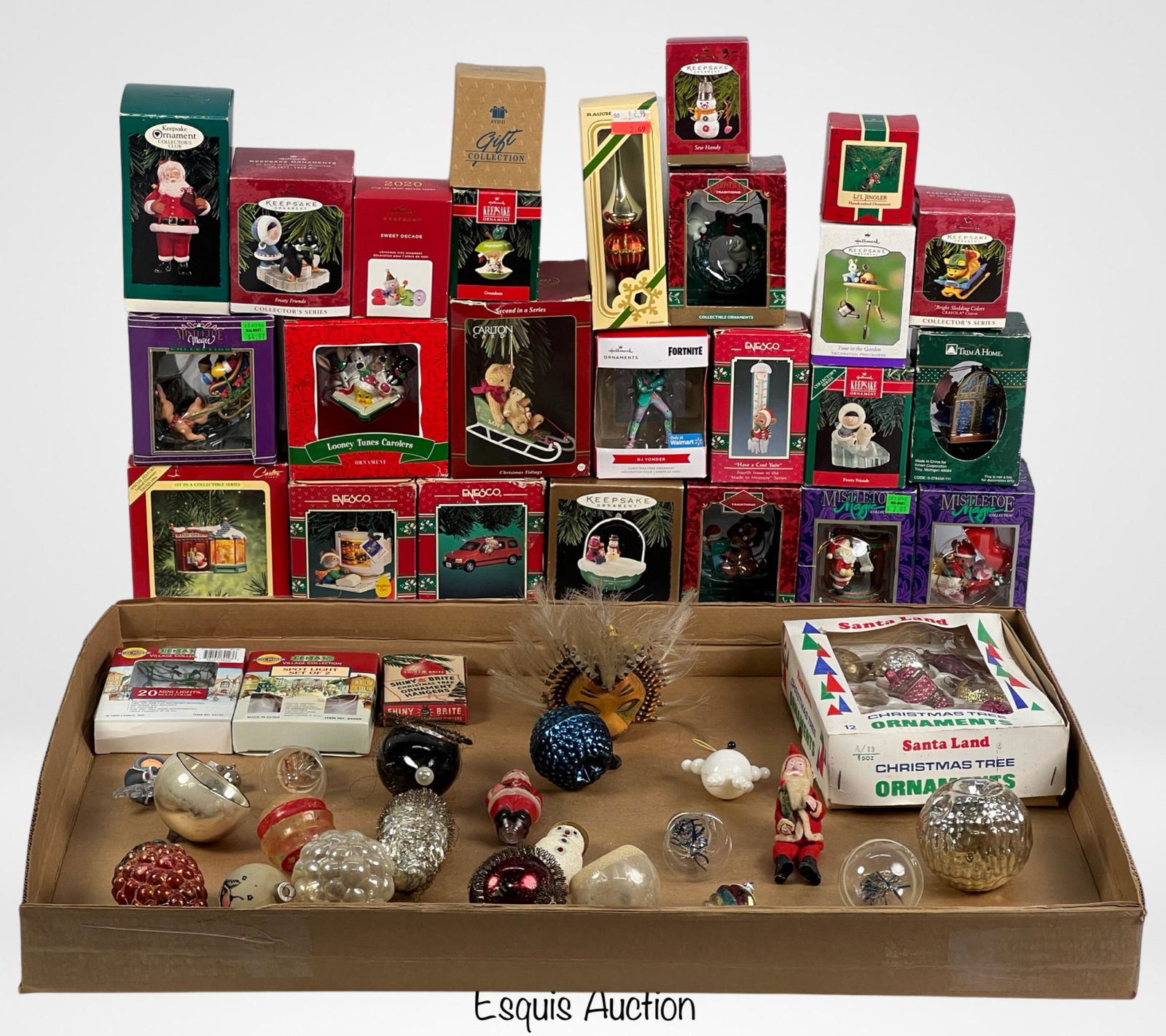 Keepsakes & Enesco Christmas Ornaments & Glass Orn (1 of 7)