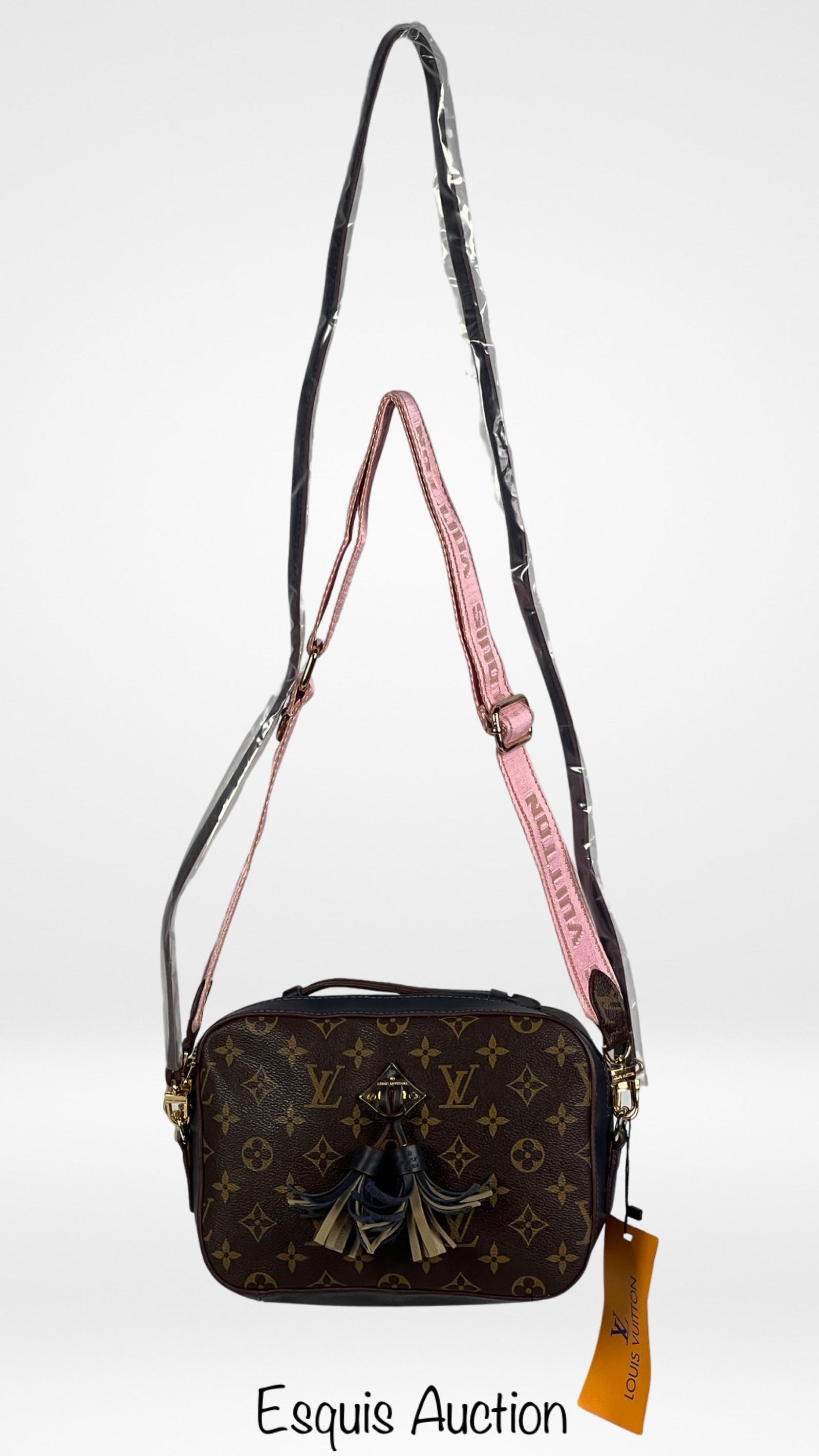 Louis Vuitton Saintonge Monogram Shoulder Bag (1 of 5)