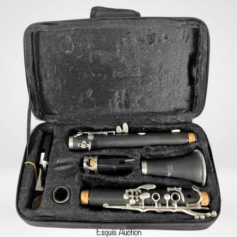 Mendini By Cecilio MCT-E Clarinet w/ Case (1 of 5)