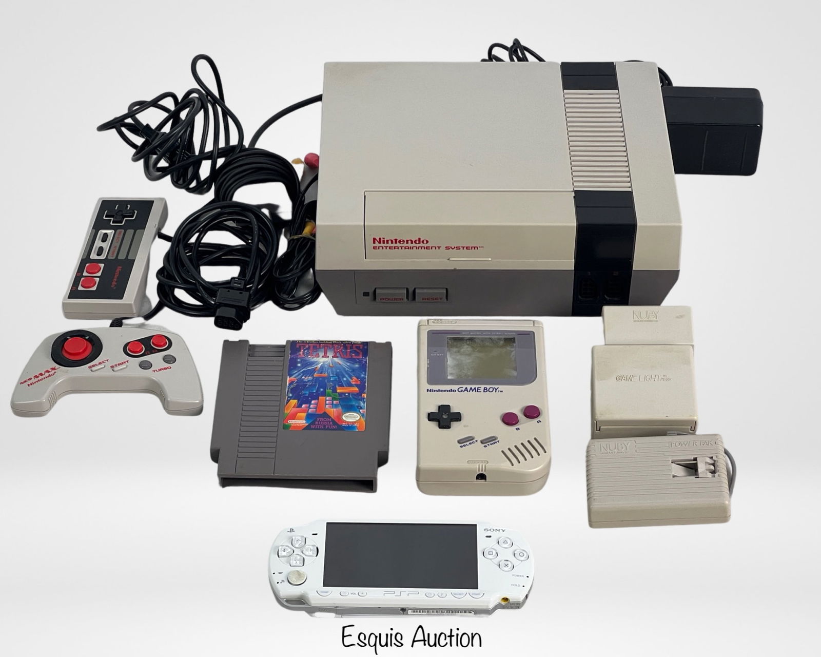 Vintage Nintendo, Gameboy & PSP Video Game Console (1 of 4)