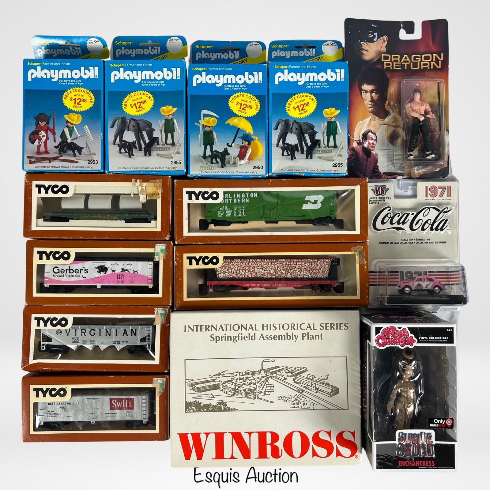 Tyco Train Cars, Playmobil Peaple, Bruce Lee Figr (1 of 6)