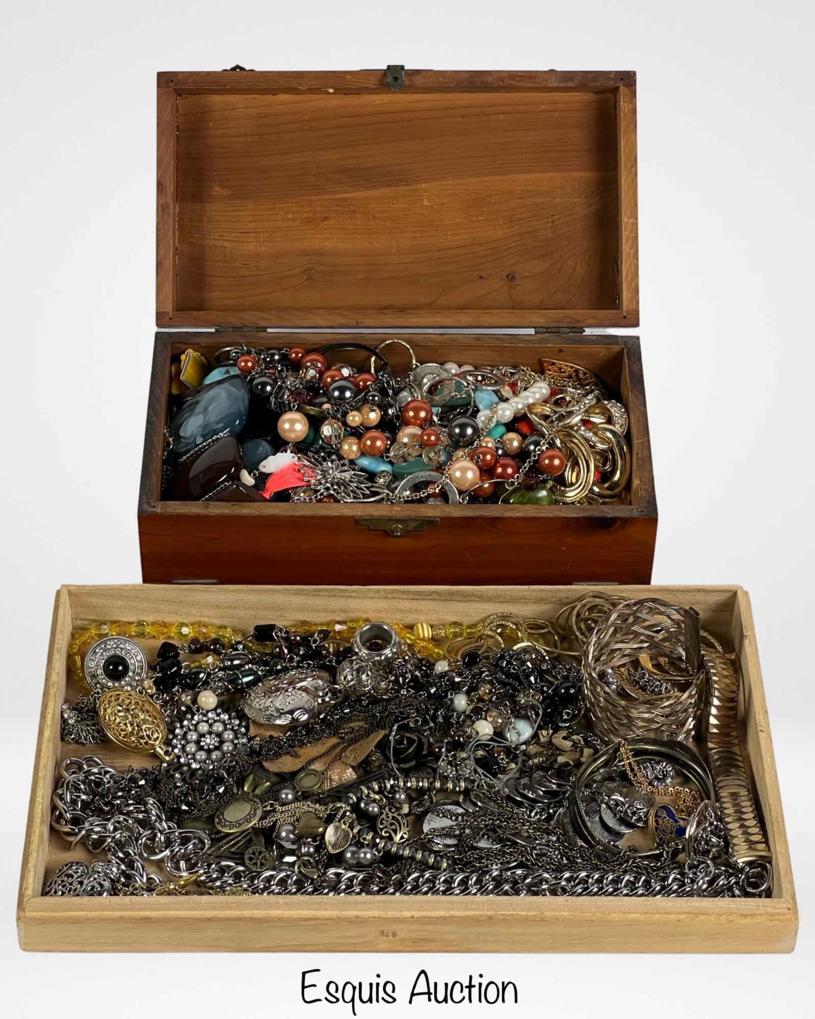 Assortment of Costume Jewelry- Neckalces, Bracelet: levate your style with this exquisite Assortment of Costume Jewelry, featuring a stunning selection of necklaces and bracelets. This collection is a treasure trove of fashion accessories that can effo