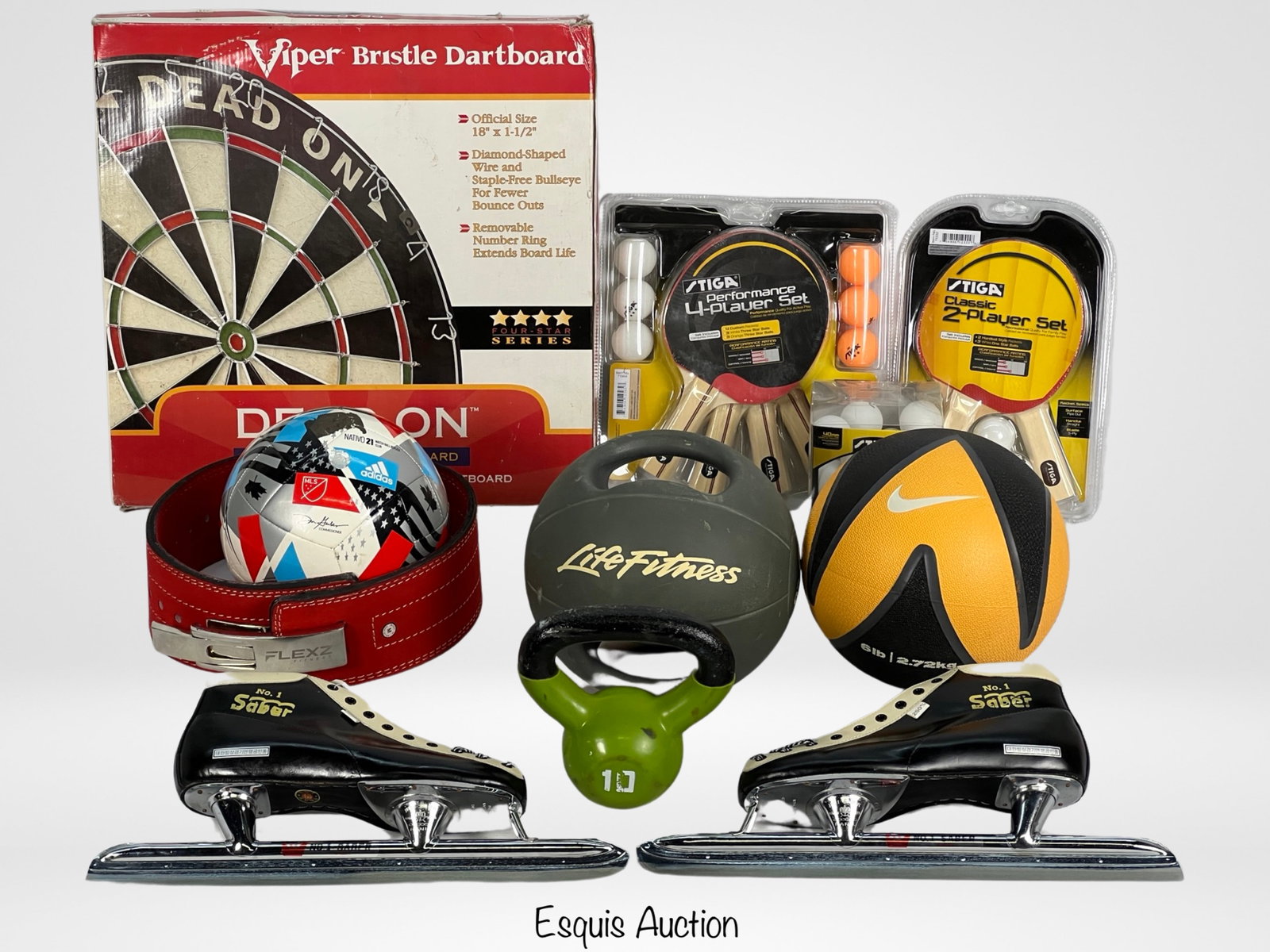 Sport Lot- Dartboard, Medicine Balls, Soccer, Skat (1 of 7)