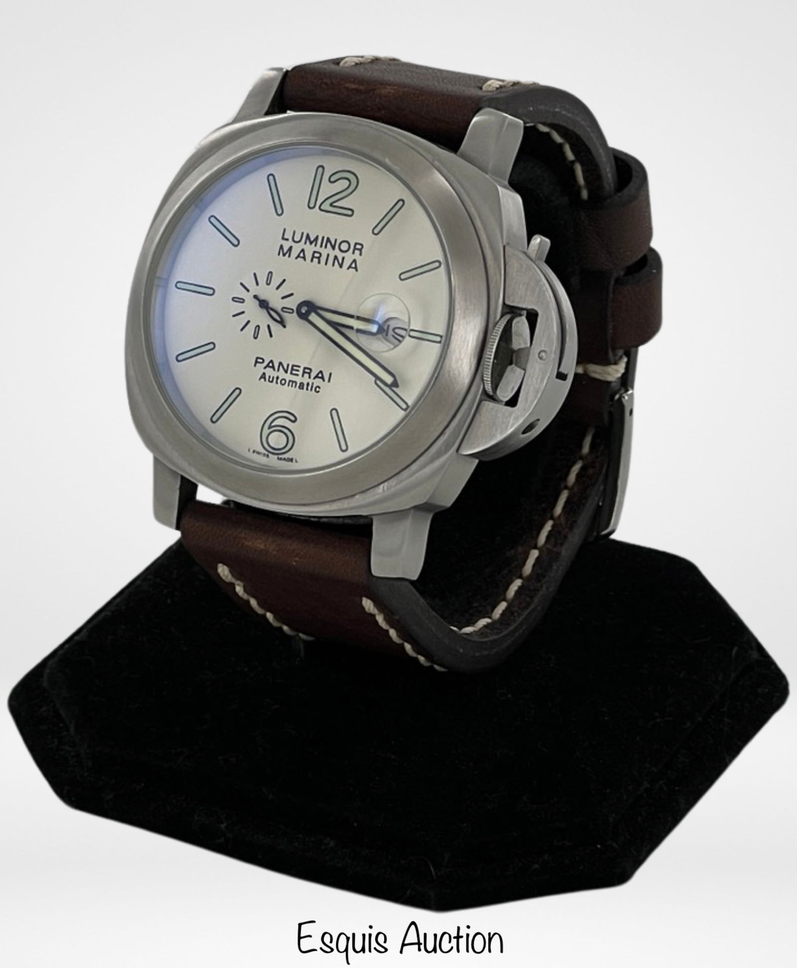 Men's Automatic Diver Wrist Watch (1 of 5)