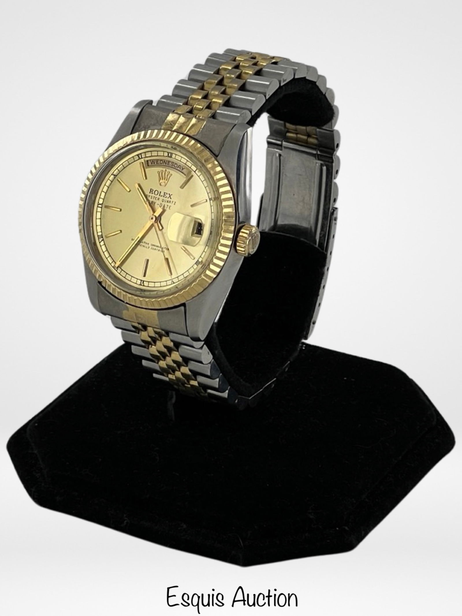 Gentleman's Wrist Watch (1 of 5)