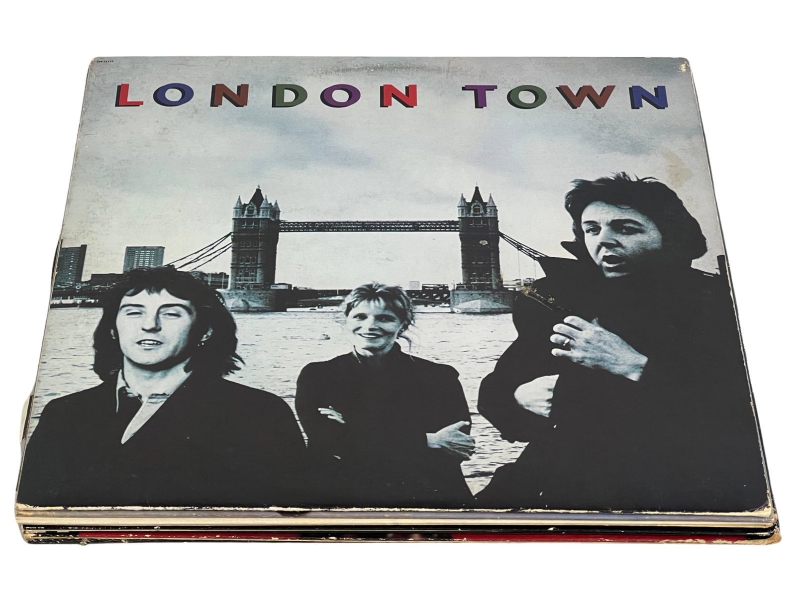 Classic Pop & Rock Vinyl Records McCartney, Roches: Delve into the timeless sounds of classic pop and rock with this vinyl record collection. Featuring the musical mastery of Paul McCartney, the harmonious tunes of The Roches, the artistic genius of T 