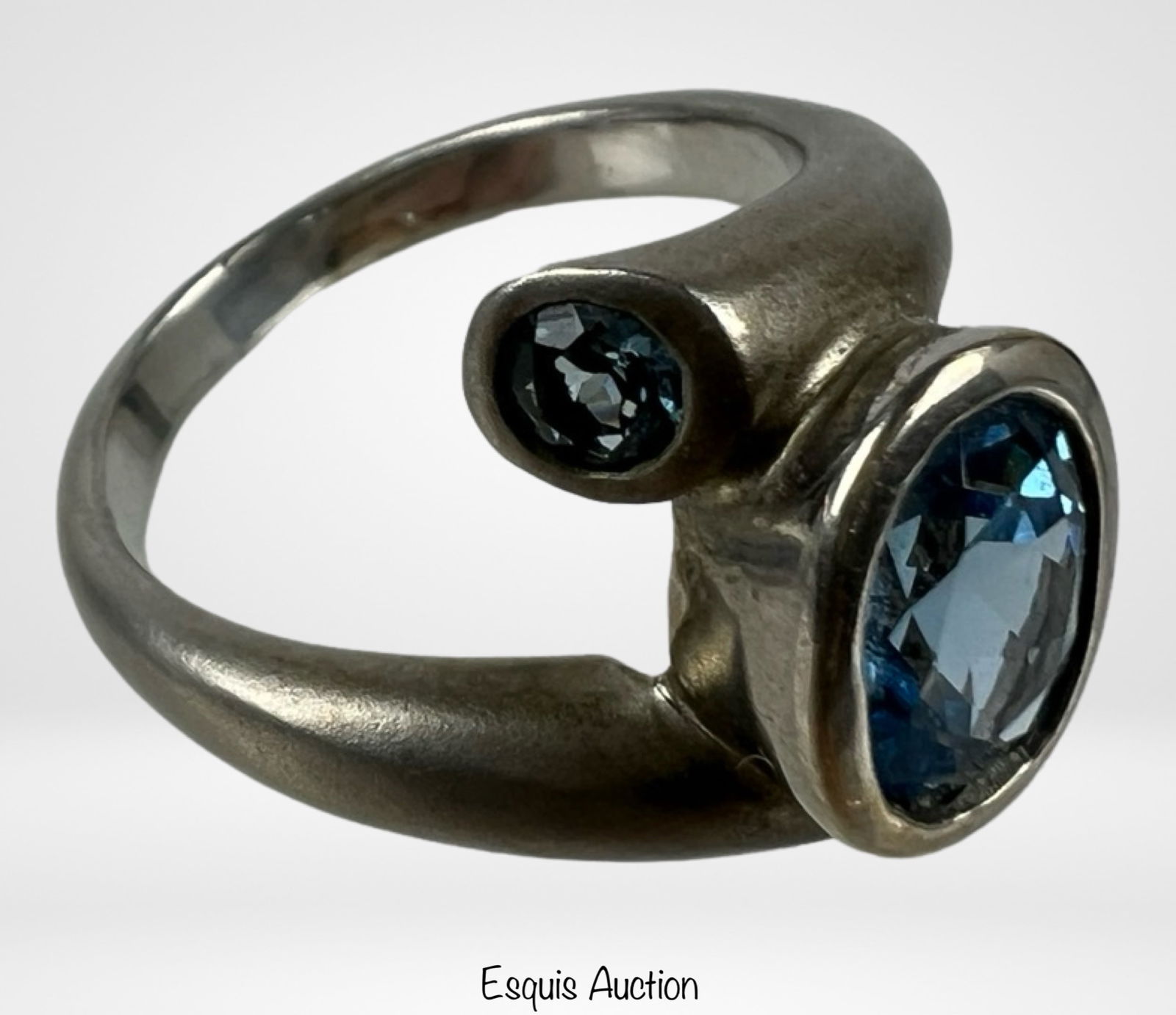 Lady's Sterling Silver Ring with Blue Topaz Stones (1 of 10)
