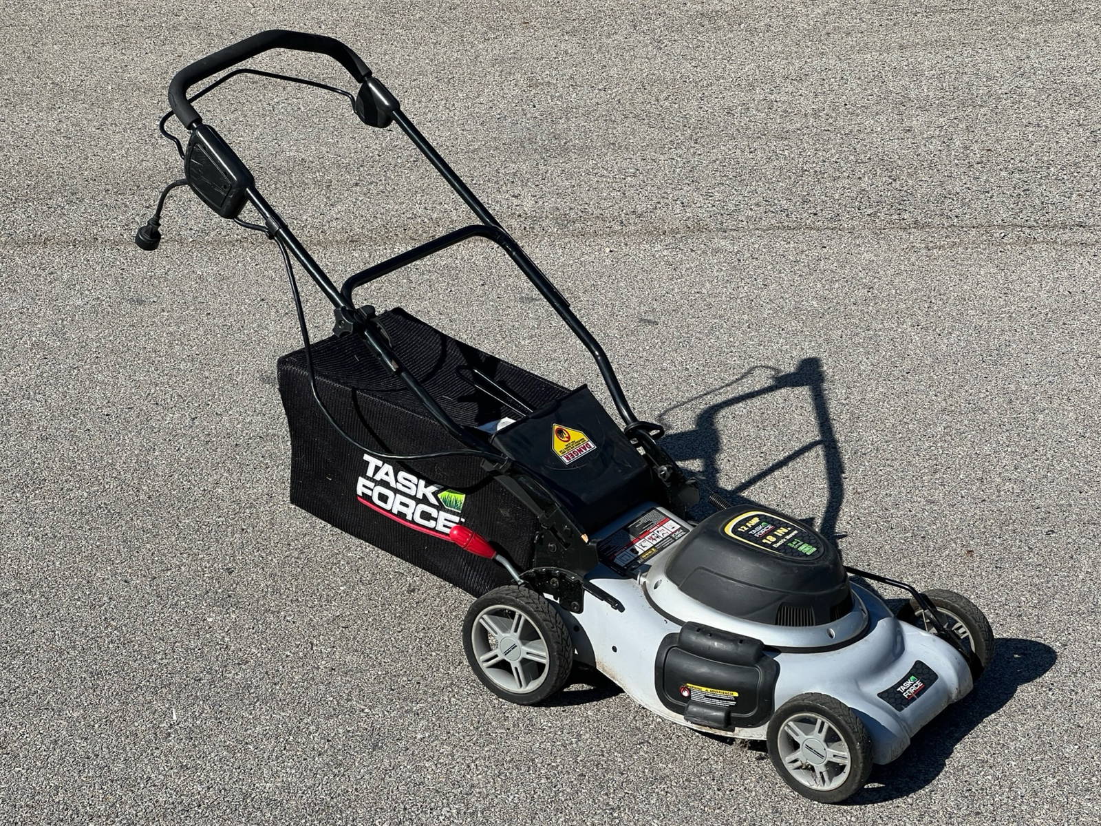 Task Force 12amp Corded Electric Lawn Mower Auction