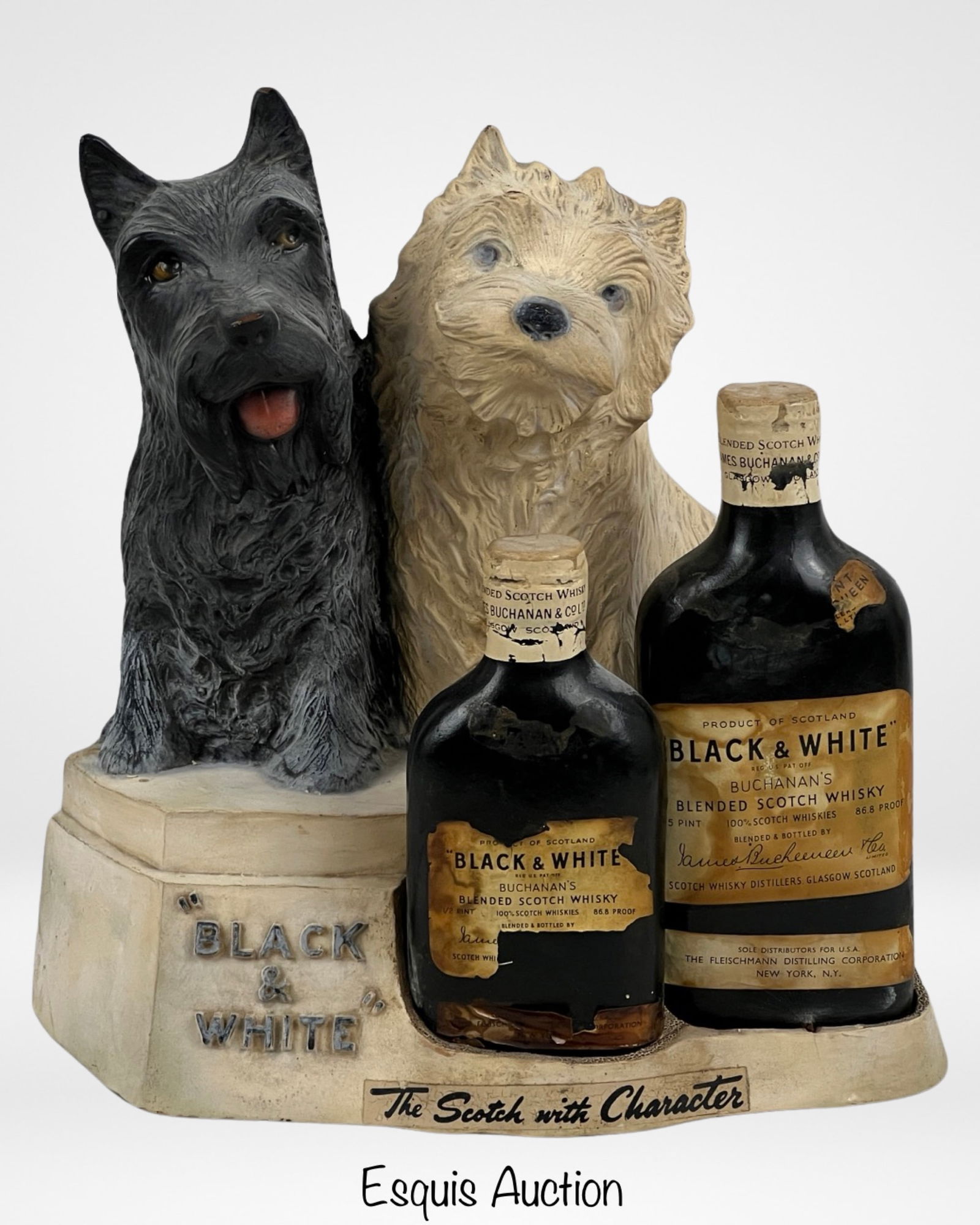 Black & White Scotch Whisky Dogs Store Display (1 of 5)