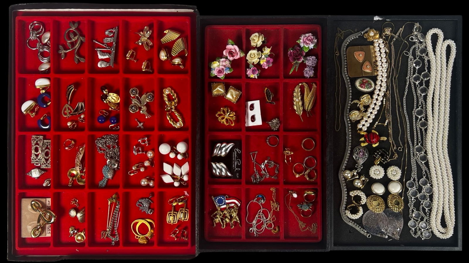 A Treasure Trove of Elegance- Vintage Jewelry (1 of 4)
