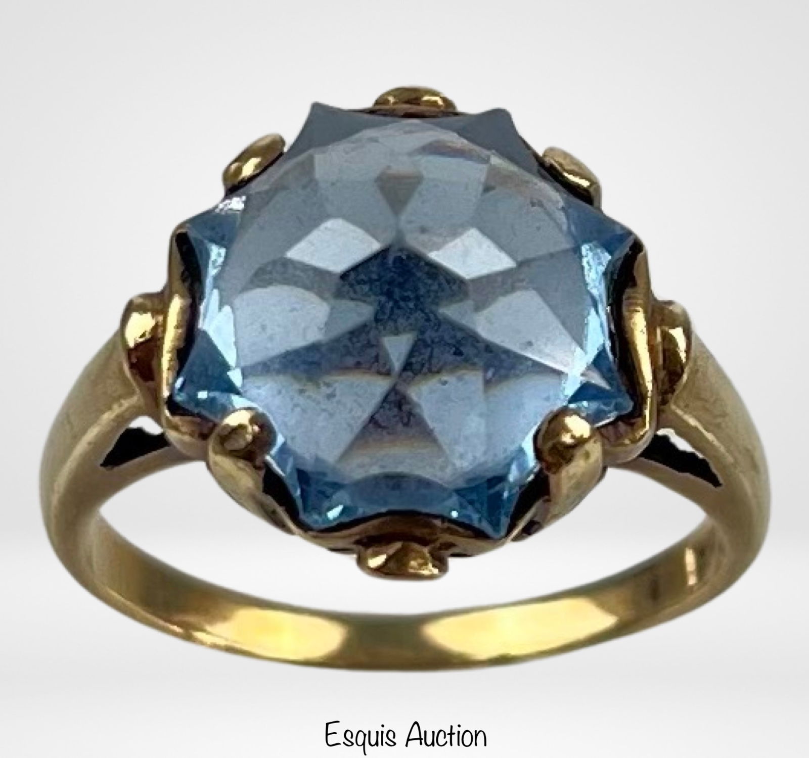10k Gold Lady's Ring with Blue Topaz (1 of 4)